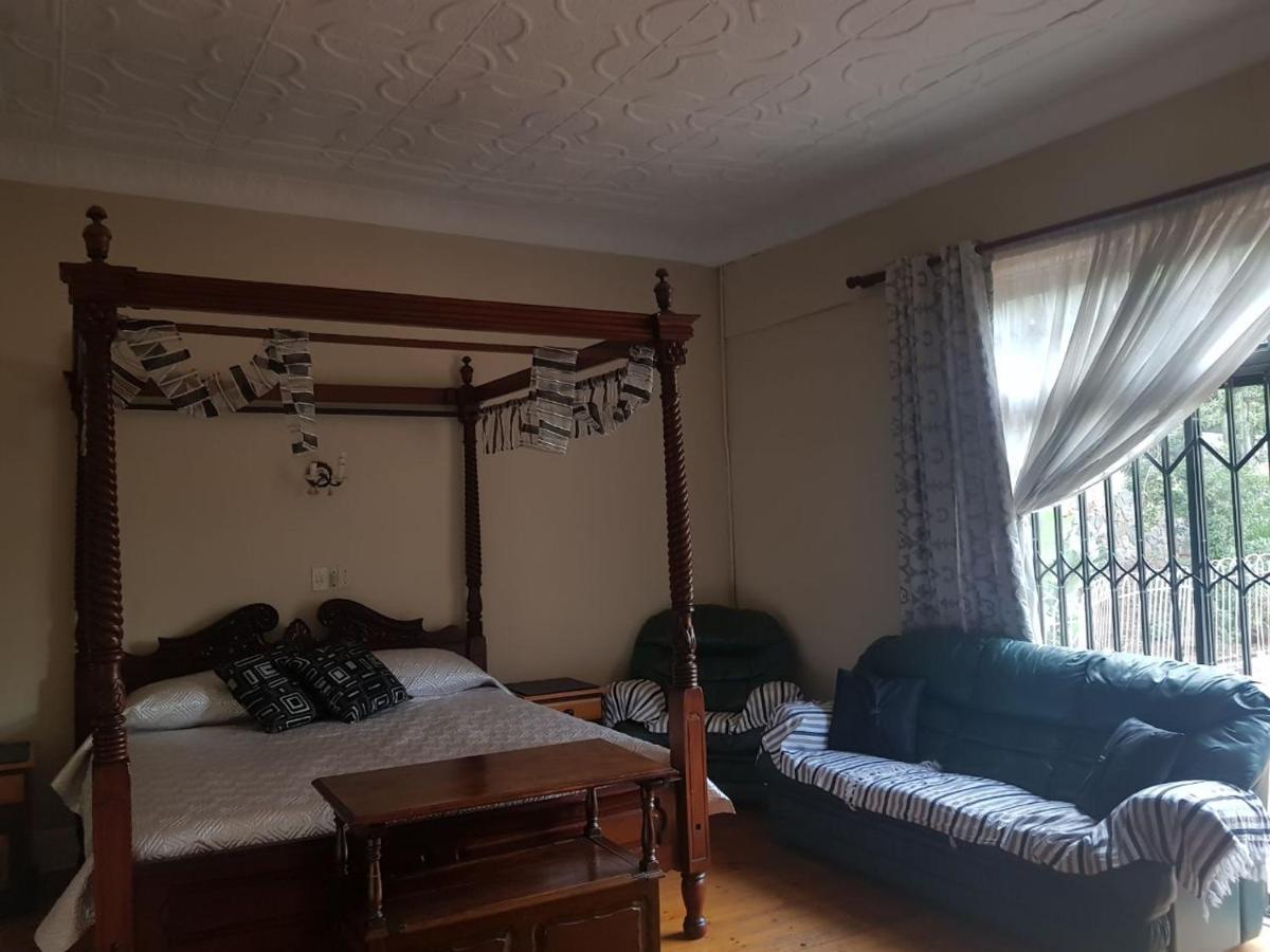 Upper Houghton Guesthouse Johannesburg Esterno foto