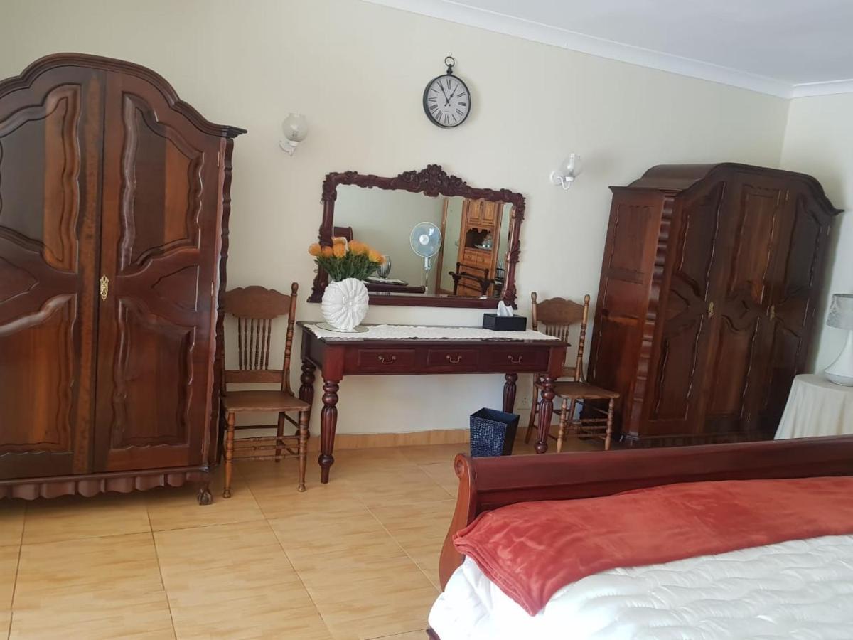 Upper Houghton Guesthouse Johannesburg Esterno foto